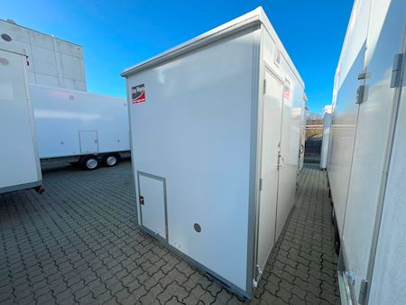 Type 240: Toilet- & badvogn med kombi vaskemaskine