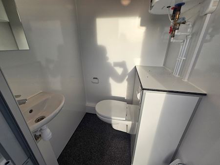 Type 420: Kontor-/Showroom FRAME med toilet