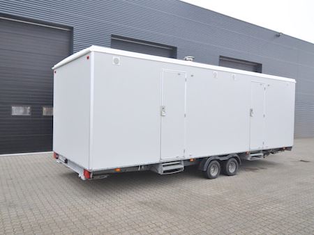 Toilet/badvogn 2x4 bad med oliefyr