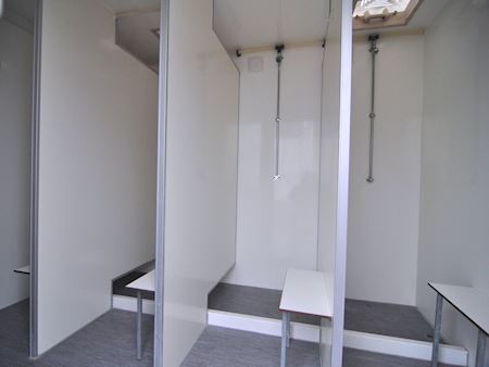 Toilet/badvogn 2x4 bad med oliefyr