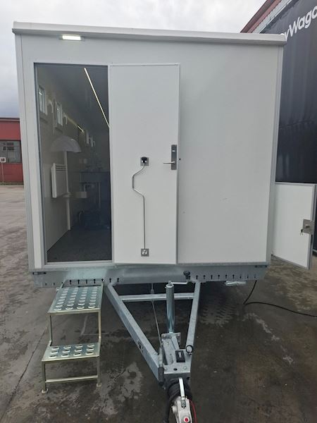Type 660: Toiletvogn med 8 toiletter