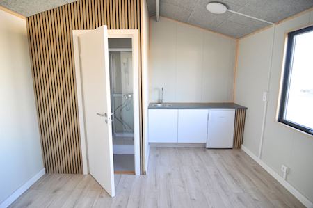 Annex 3,95 x 5,5 x 3,5 m (BxLxH)