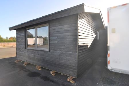 Annex 3,95 x 5,5 x 3,5 m (BxLxH)